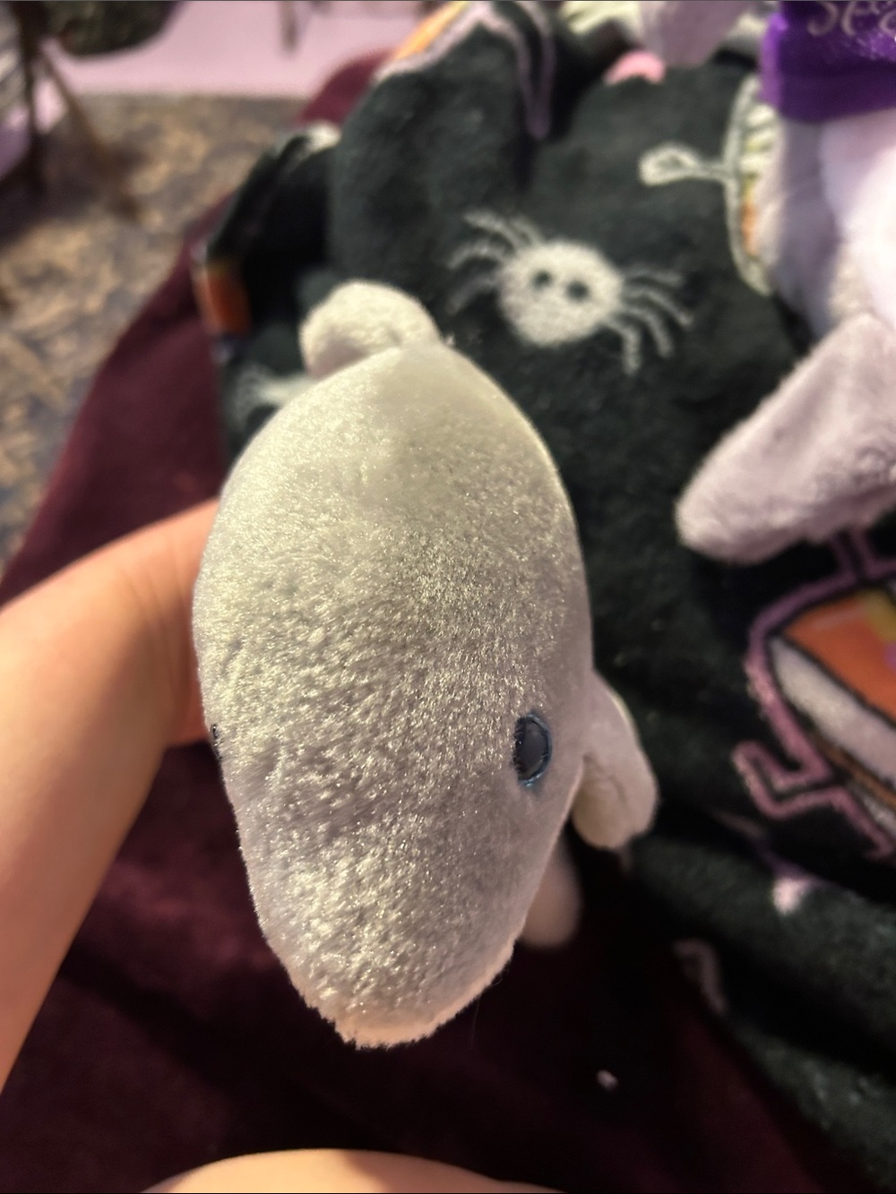 SeaWorld Purple Hoodie Dolphin Plush Stuffed Animal - Picture 5 of 13